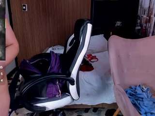  thaliabrooks chat room