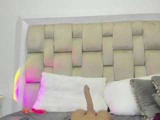 valeriesoto's CamSoda show and profile