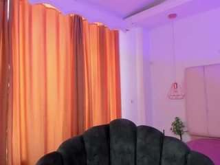 venusssxxx Live Webcam on CamSoda