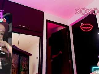 le modèle candy-gabyss est en webcam porno dans un show sur le site camsoda, il possède les tags suivants: anal toys,average,black hair,brown eyes,cumshot,dirty talk,drinking,huge tits,orgasm,spank,tattoos,tease,hd