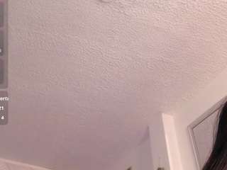 Maia Reficco live cam preview