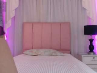 maia-reficco live on CamSoda