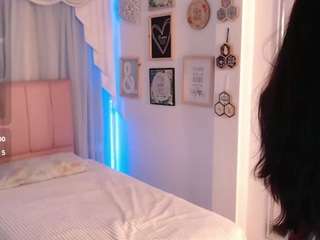 Maia Reficco live cam preview