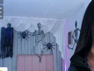 Maia Reficco live cam preview