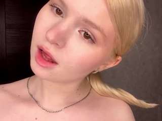 maryannepirozhkov live cam profile