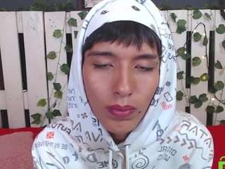 maximilianohot24 Live Webcam on CamSoda