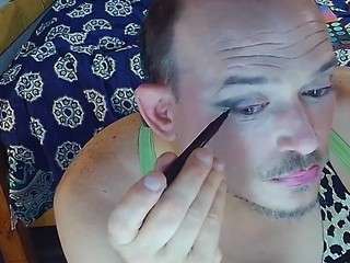 Live cam show with sassyntrashy22