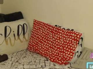 shadeofpink Live Webcam on CamSoda