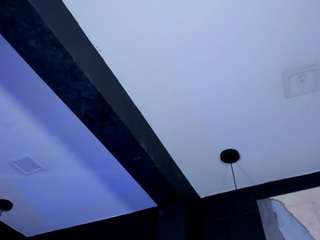 valeryduglass's CamSoda show and profile