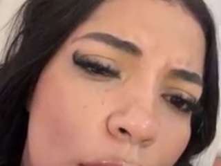 valeryduglass webcam model