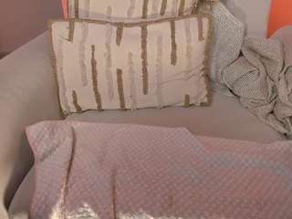 chloepreston's CamSoda show and profile