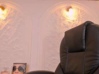 chloepreston Live Webcam on CamSoda