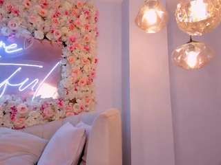 chloepreston's CamSoda show and profile