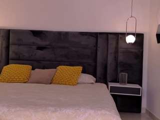 chloepreston live webcam show