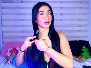camiilaa-torres Live Webcam on CamSoda