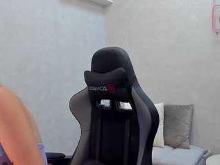  crystal-mendez chat room