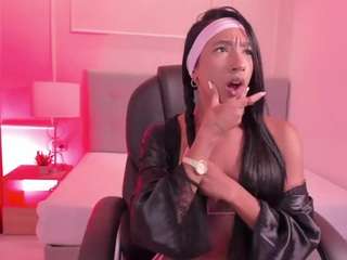danna-palmeth Live Webcam on CamSoda