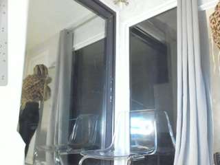 ella-vee webcam