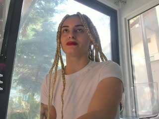 ella-vee webcam