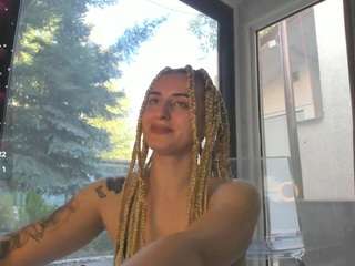 ella-vee webcam
