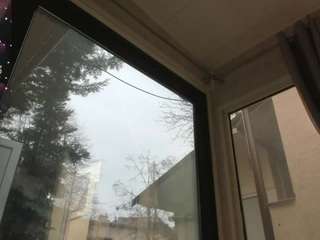 ella-vee webcam model