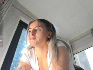 ella-vee webcam