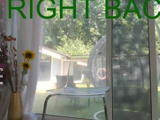 Live cam show with Ella-Vee
