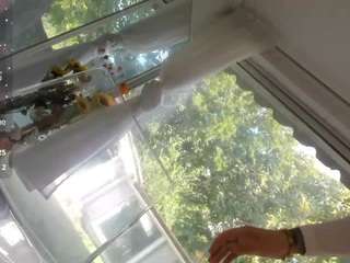 Ella-Vee live cam preview