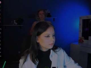  gloria-bubble chat room