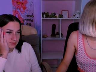  gloria-bubble chat room