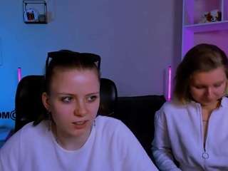  gloria-bubble chat room