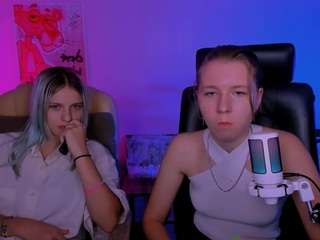  gloria-bubble chat room