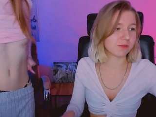  gloria-bubble chat room