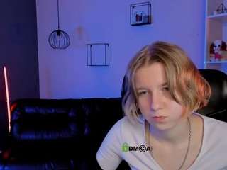 gloria-bubble Toy live webcam