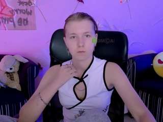 gloria-bubble Live Webcam on CamSoda