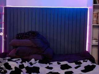 misssquirtling live cam profile