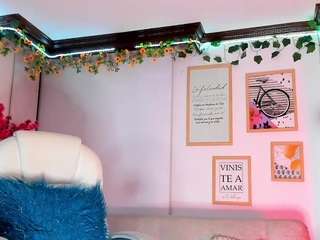 namiidoll's CamSoda show and profile