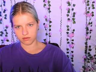 nelly-storm Live Webcam on CamSoda