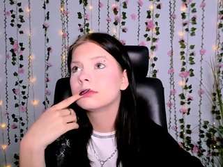 renata-sweety Live Webcam on CamSoda