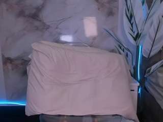 selenemakris webcam model