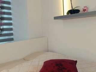 TelmaCreggett live webcam show