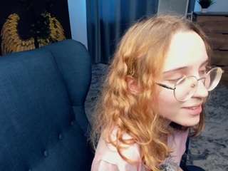  thomasinesaelee chat room