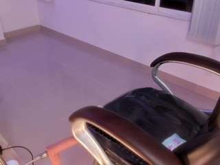 amara-fox live cam — ahegao, sexy, massage
