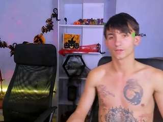 ash-raven webcam