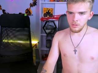 ash-raven from CamSoda is Freechat