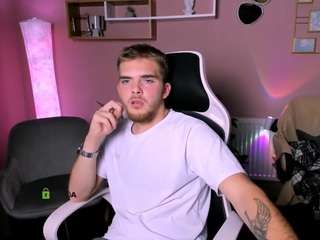 ash-raven from CamSoda is Freechat