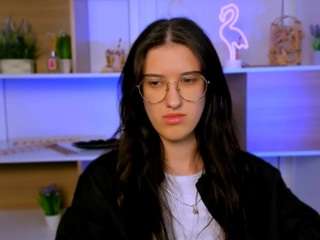 bridget-mills webcam