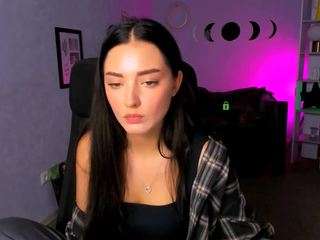 kaira-loo webcam