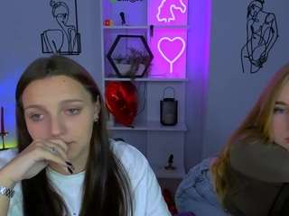 kaira-loo webcam