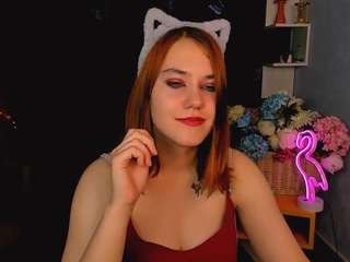 kaira-loo webcam model